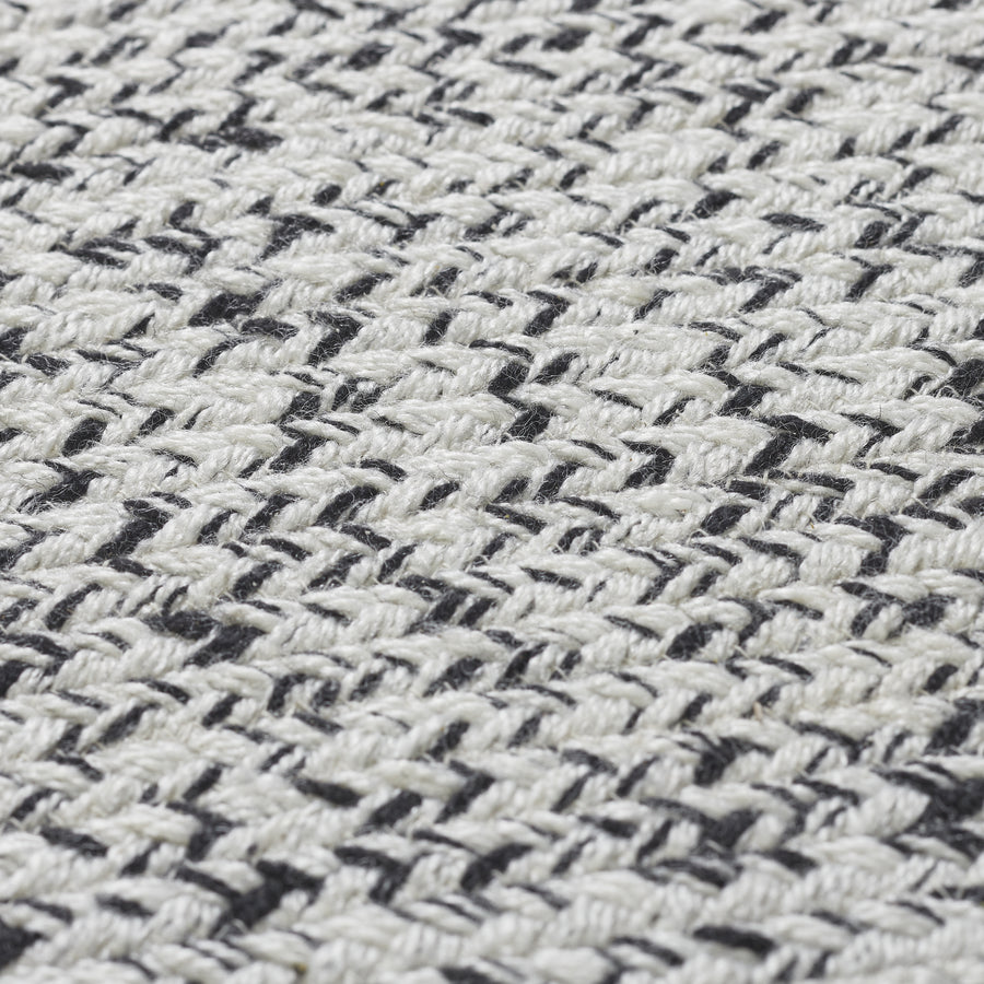 Avery sample in Onyx